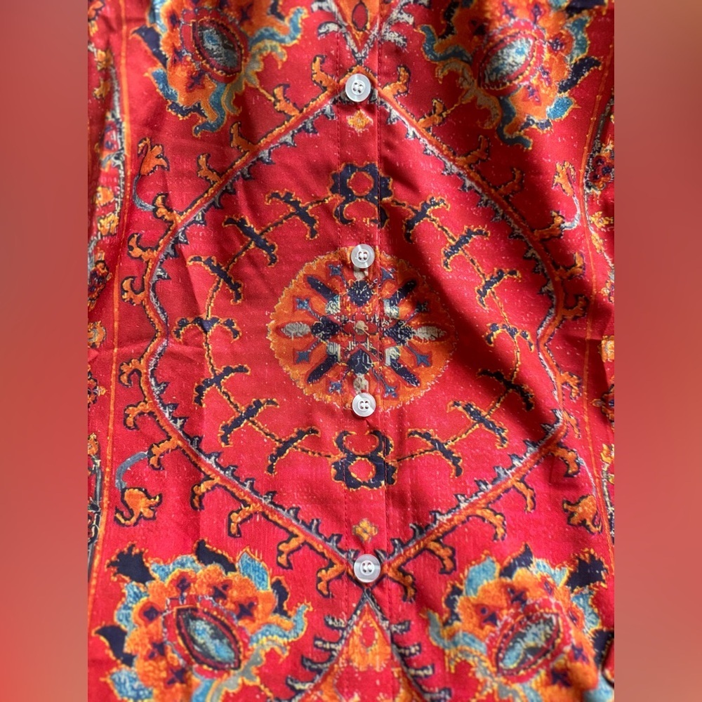 921.Button Down Pattern Top‎ Size S - Picture 5 of 6